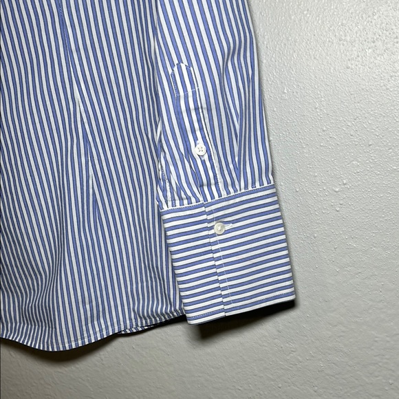 Banana Republic Blue and White Casual Button Down Shirt - Picture 8 of 9